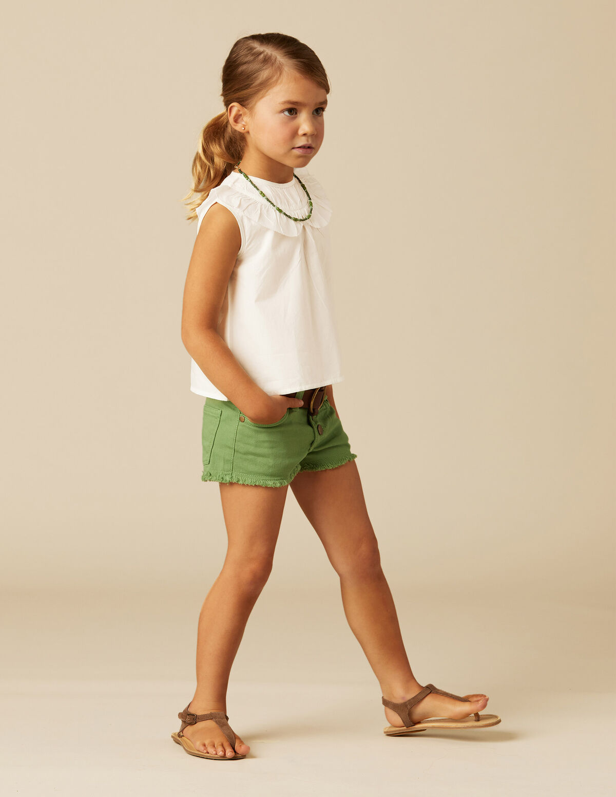 CAMISA CUELLO BLANCA