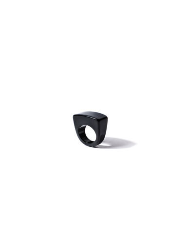 Black semi-round resin ring - View all > - Nícoli
