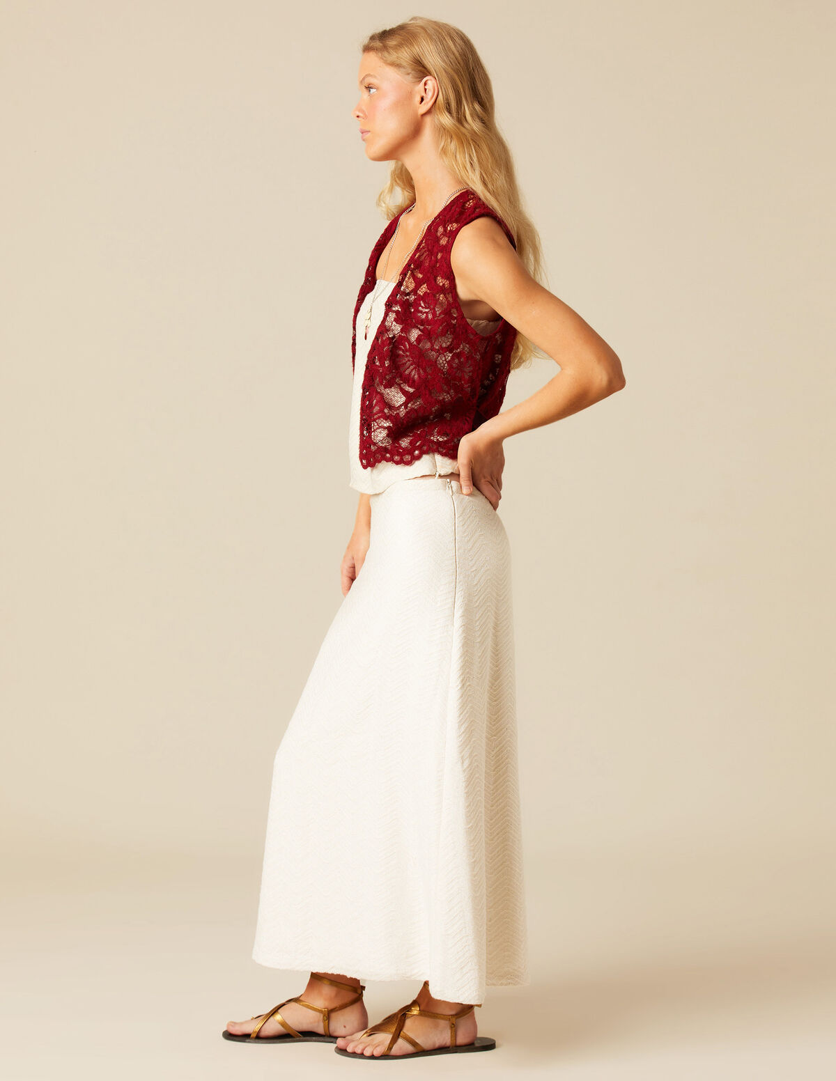 GILET DENTELLE ROUGE