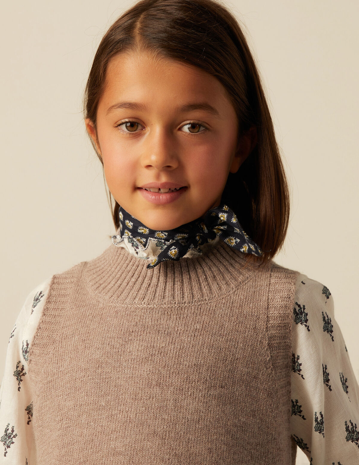 BROWN KNIT WAISTCOAT