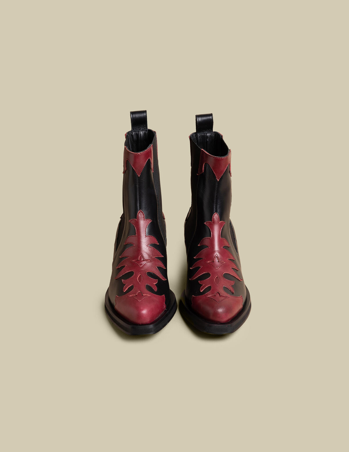 CONTRAST BOOTS