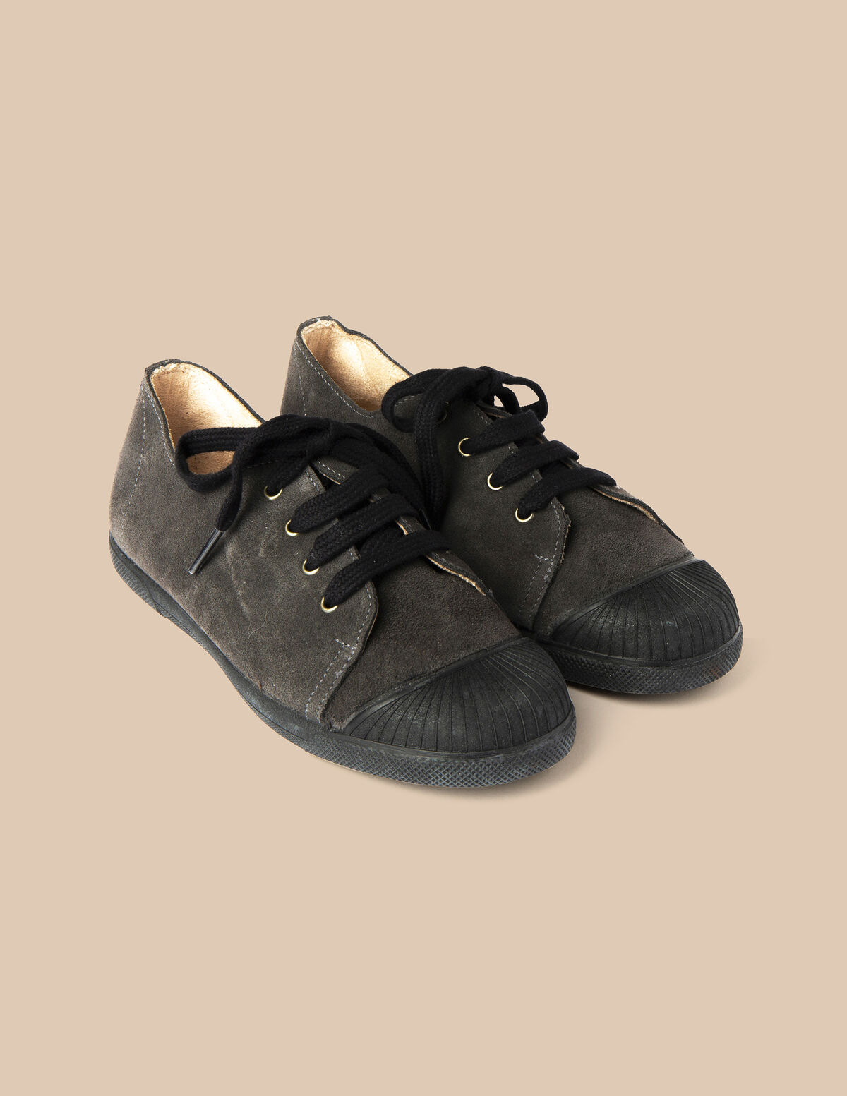 ANTHRACITE LACE-UP TRAINERS