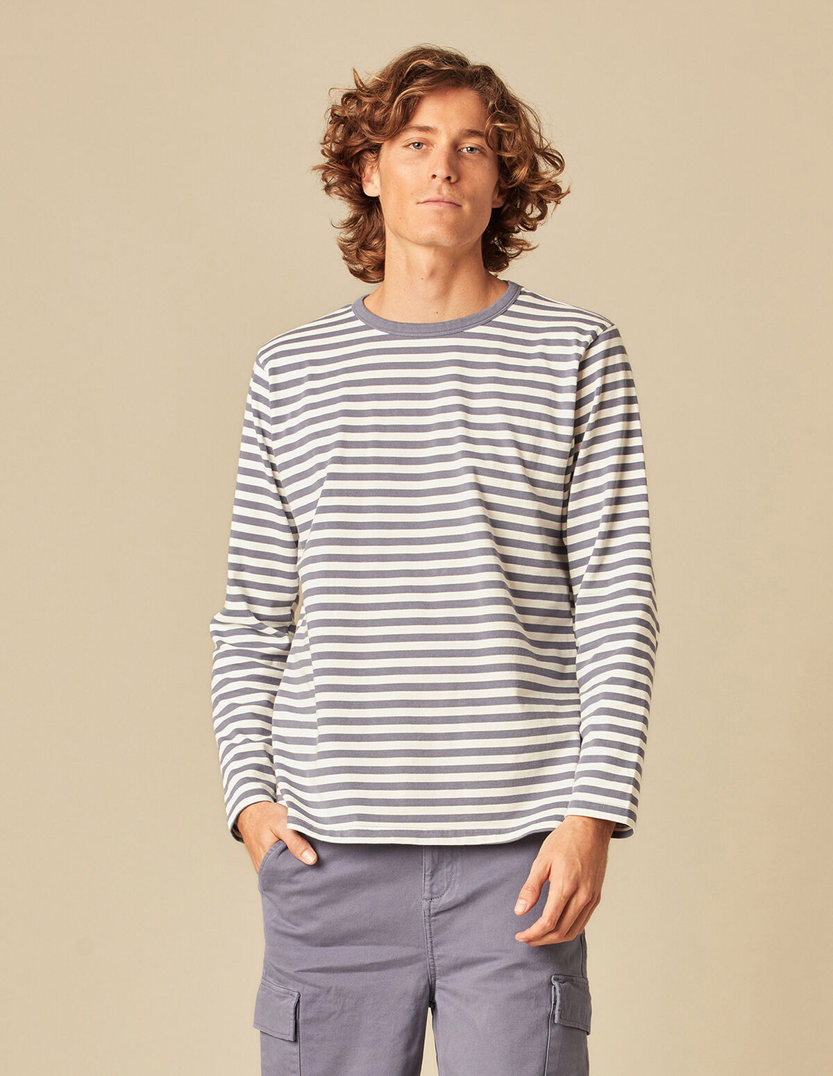 T-SHIRT MANGA COMPRIDA RISCAS AZUL