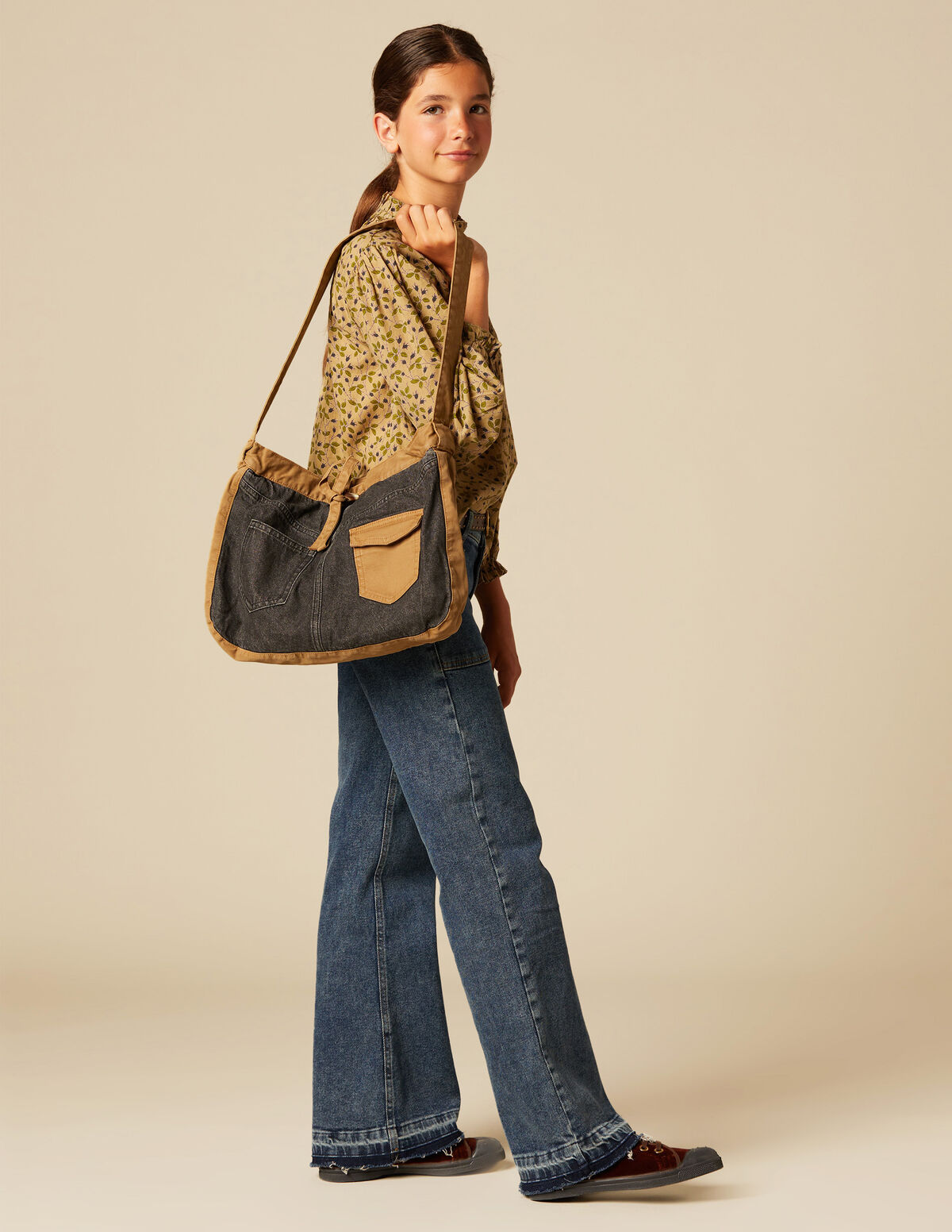 LOOK 1.22