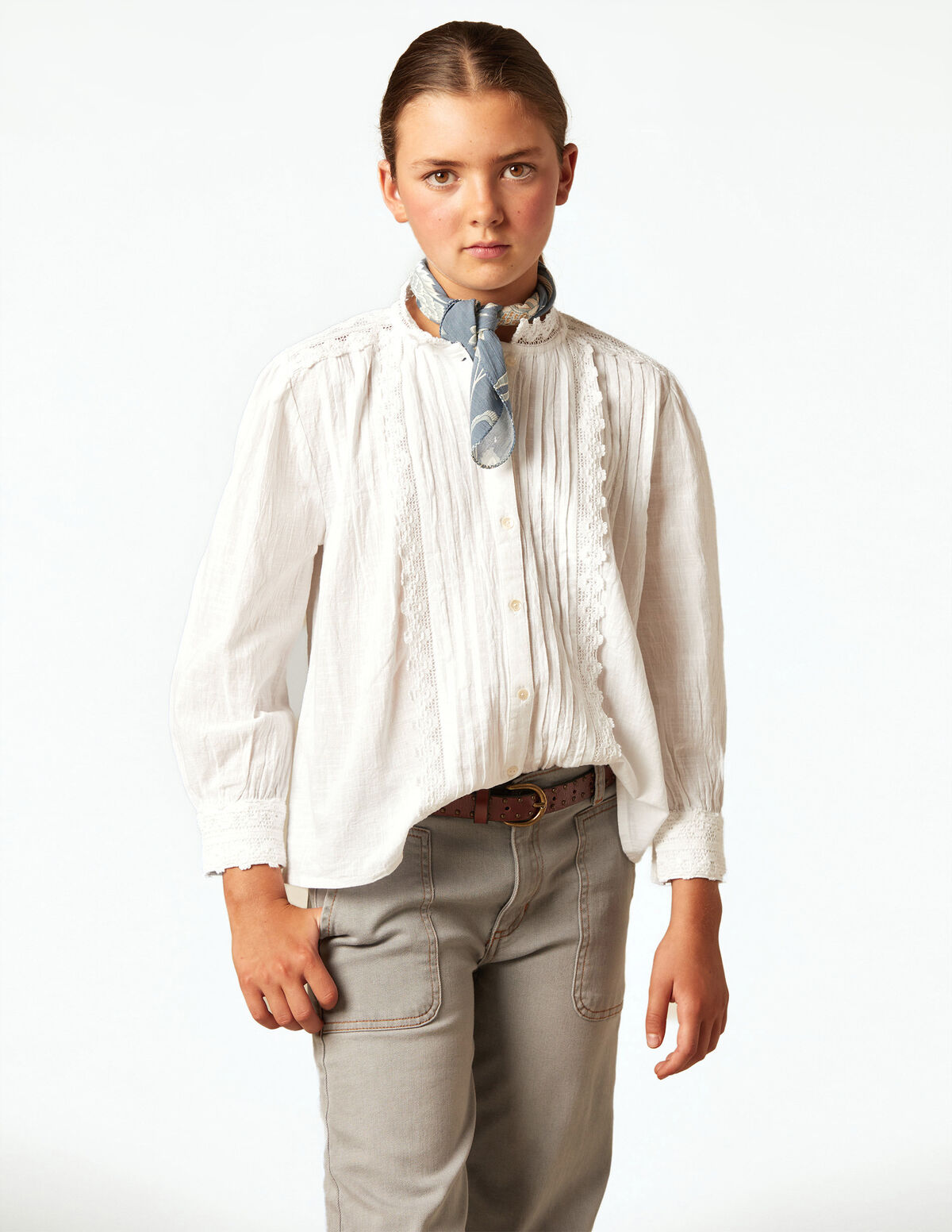 CAMISA TUCKS RENDA CRUA