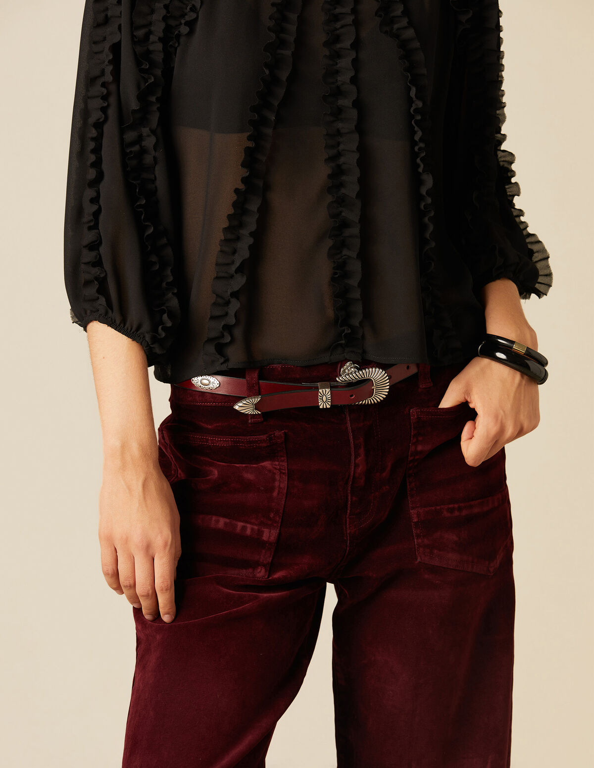 BLACK GATHERED SHIRT