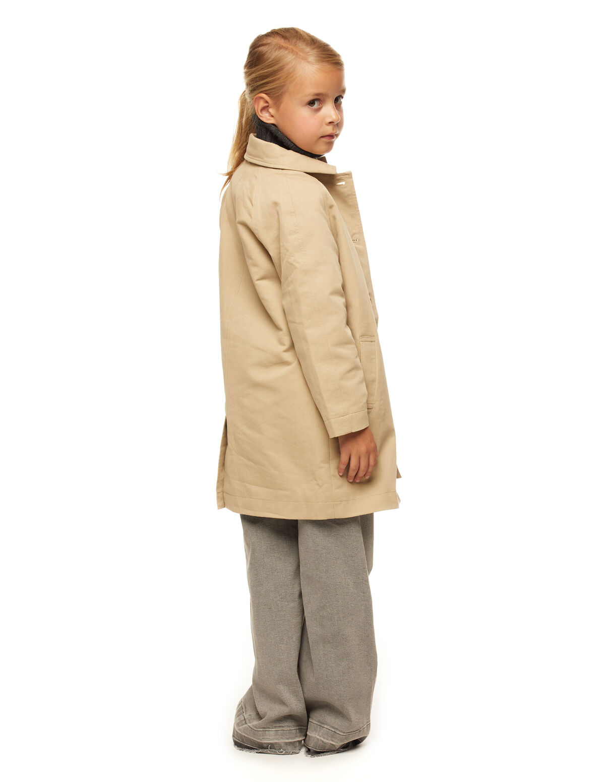 SAND-COLOURED TRENCH COAT