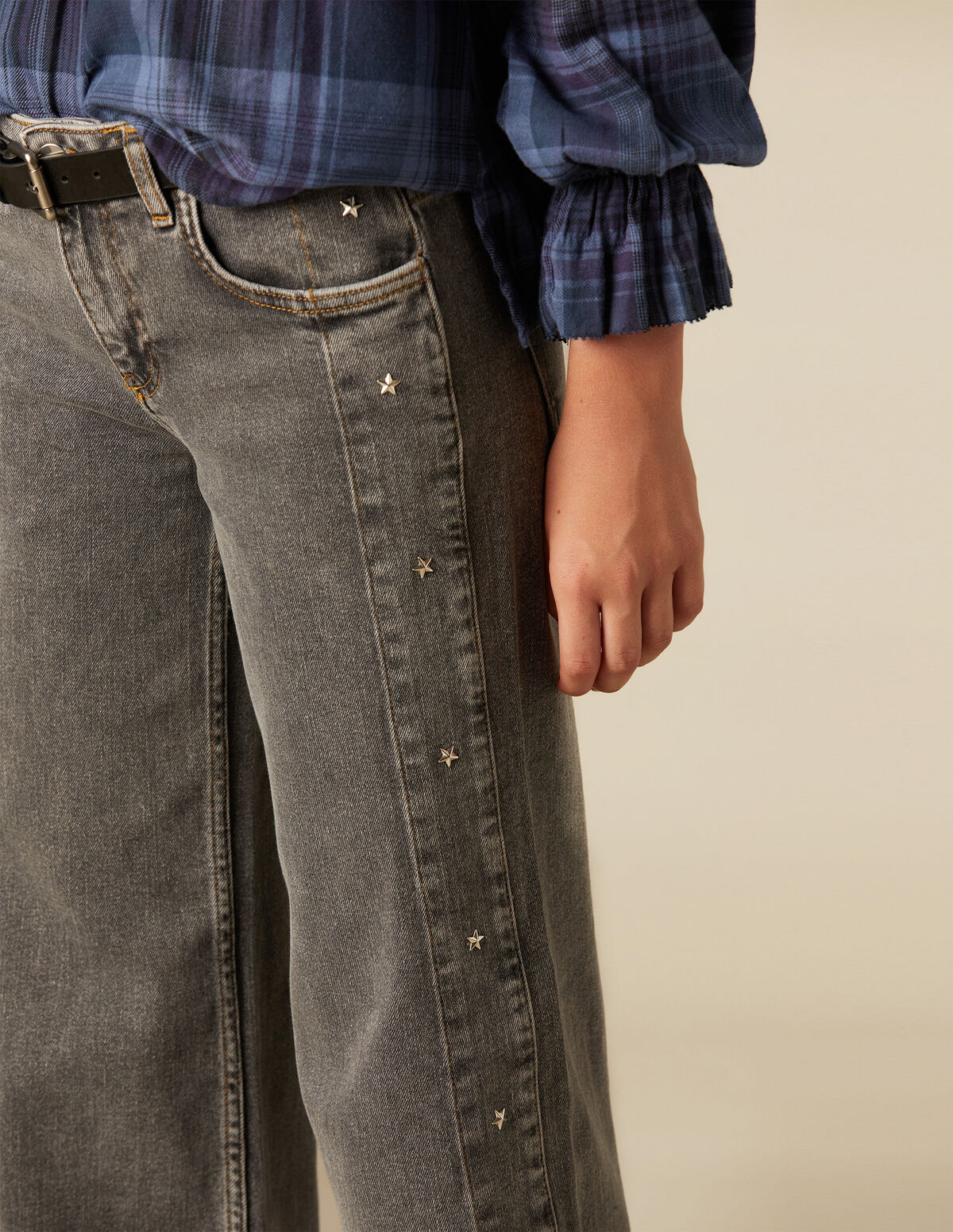 JEAN ÉTOILES SUR LE CÔTÉ GRIS