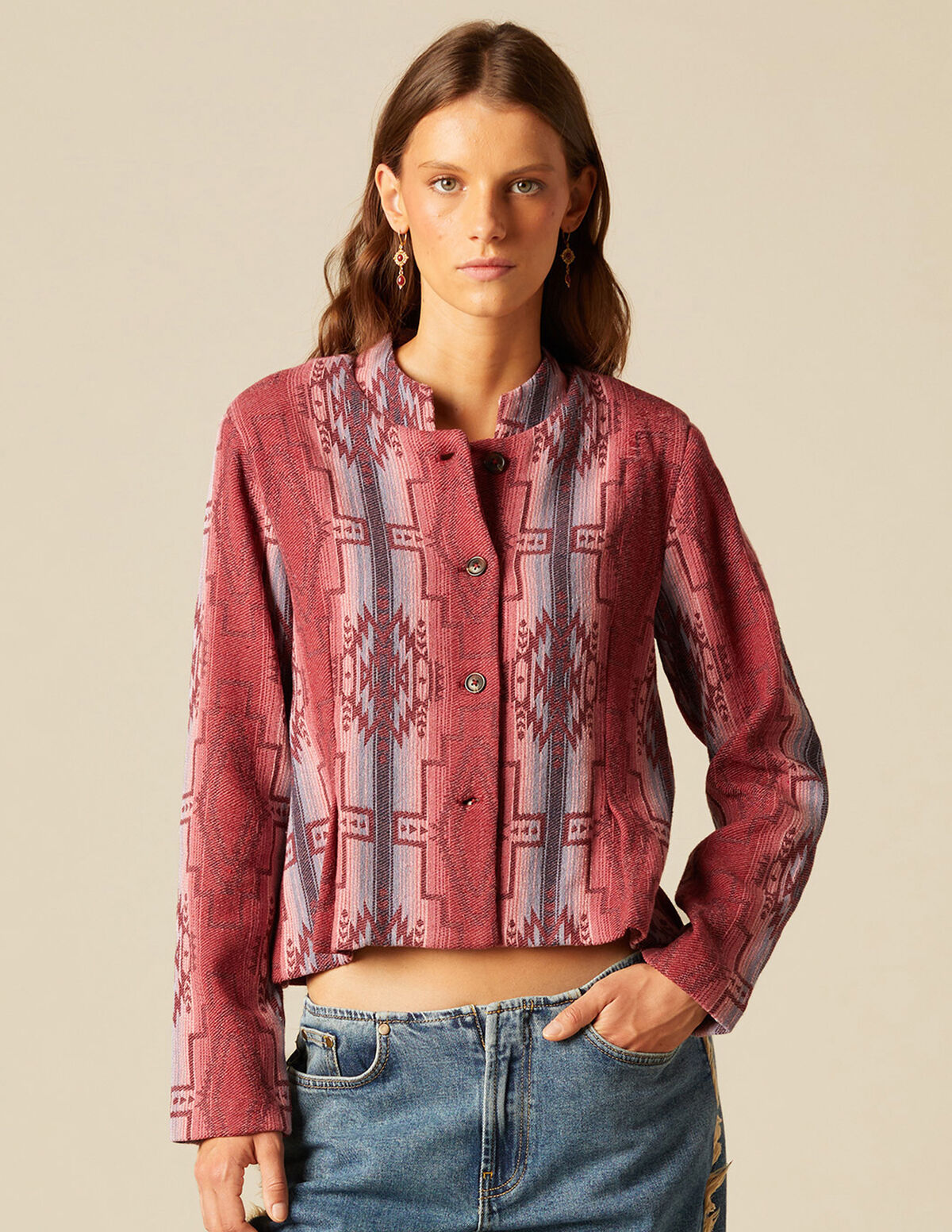 VESTE ETHNIQUE
