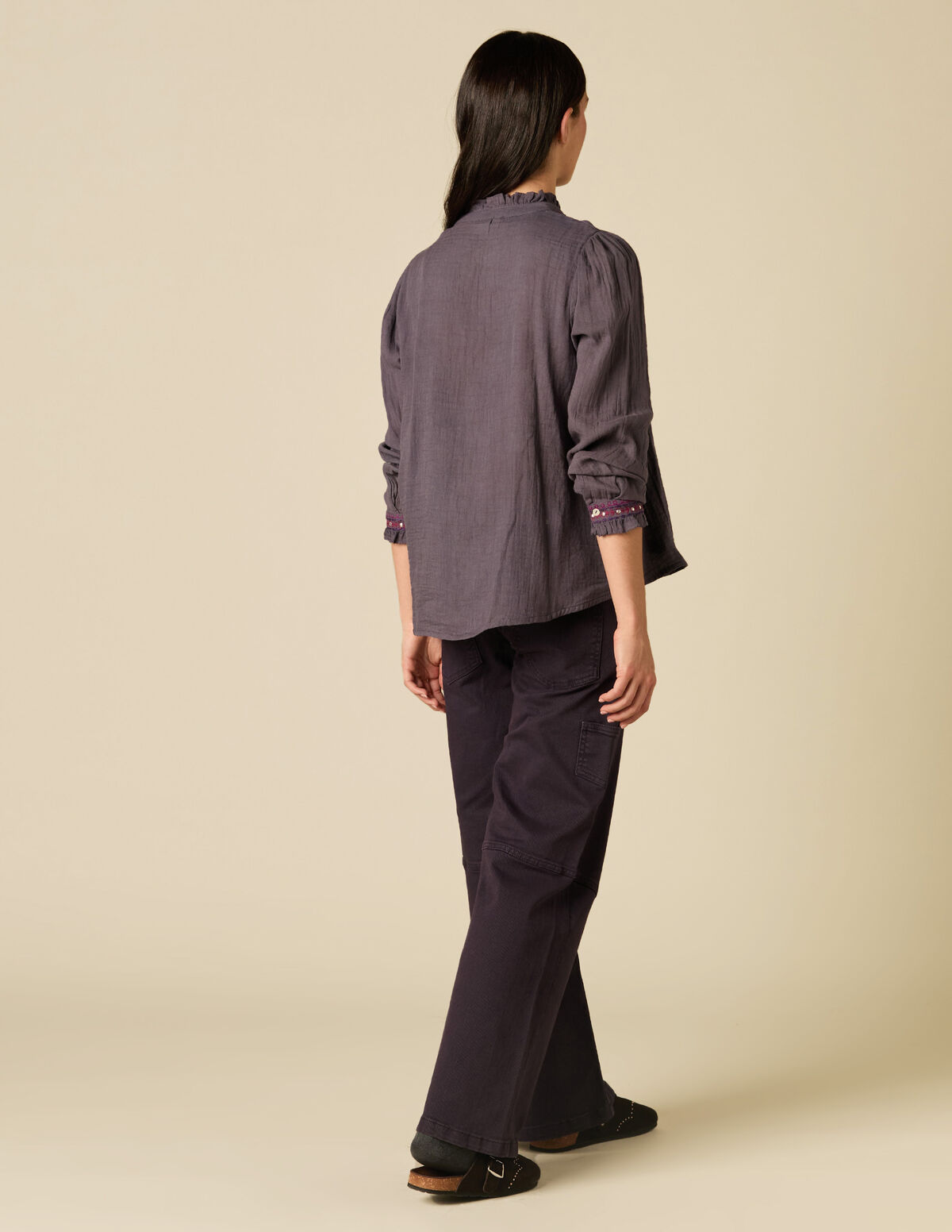 MULTICOLOUR EMBROIDERED SHIRT