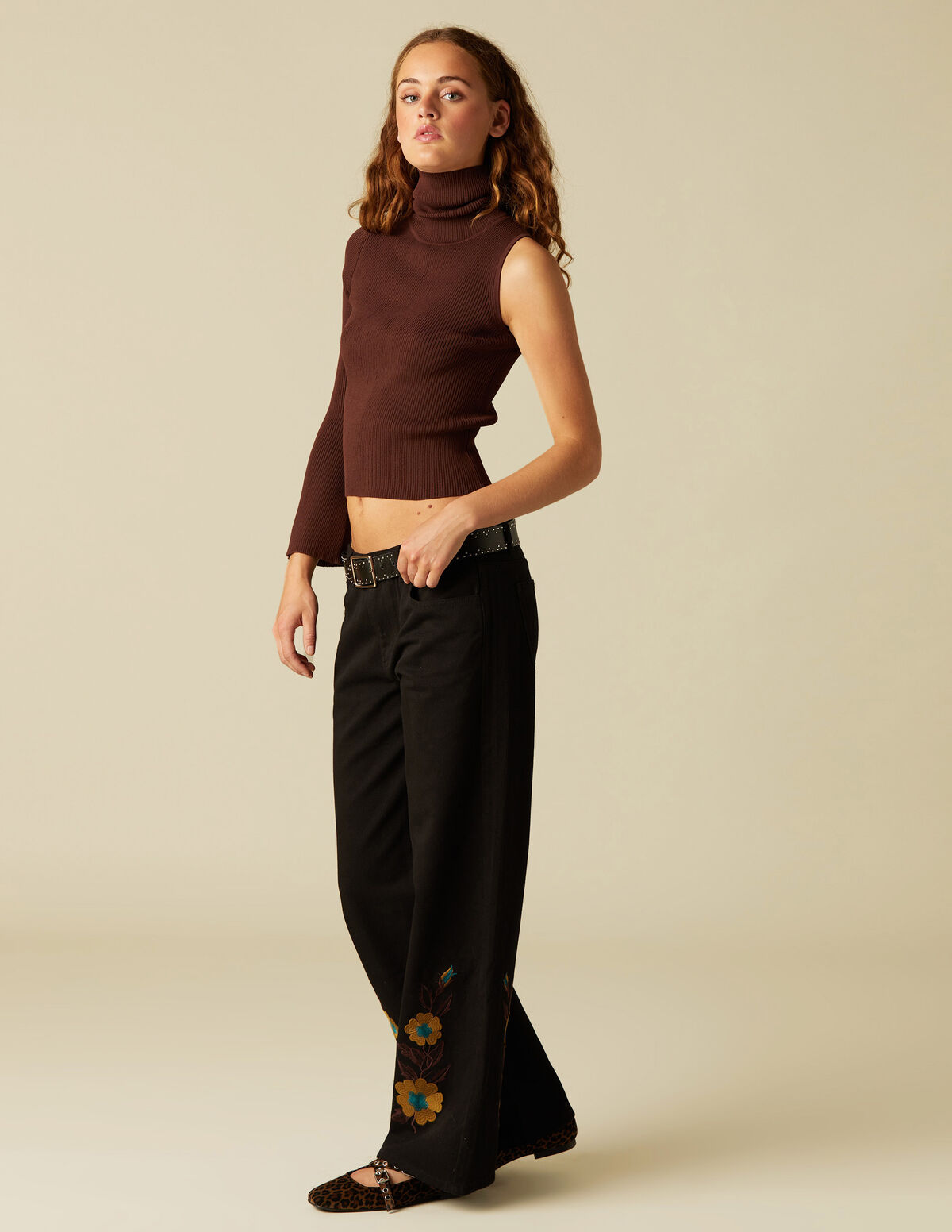 TOP ASYMÉTRIQUE COL ROULÉ NOIR