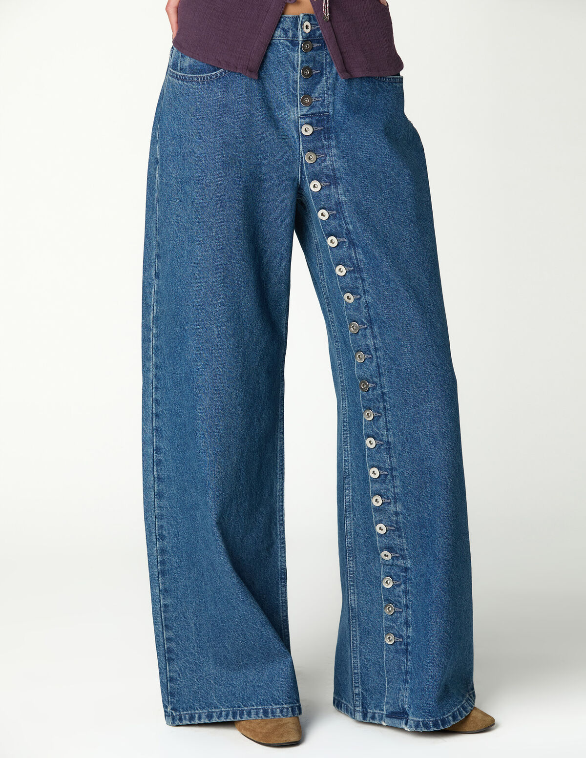 CAL&Ccedil;AS DENIM AZUL BOT&Otilde;ES