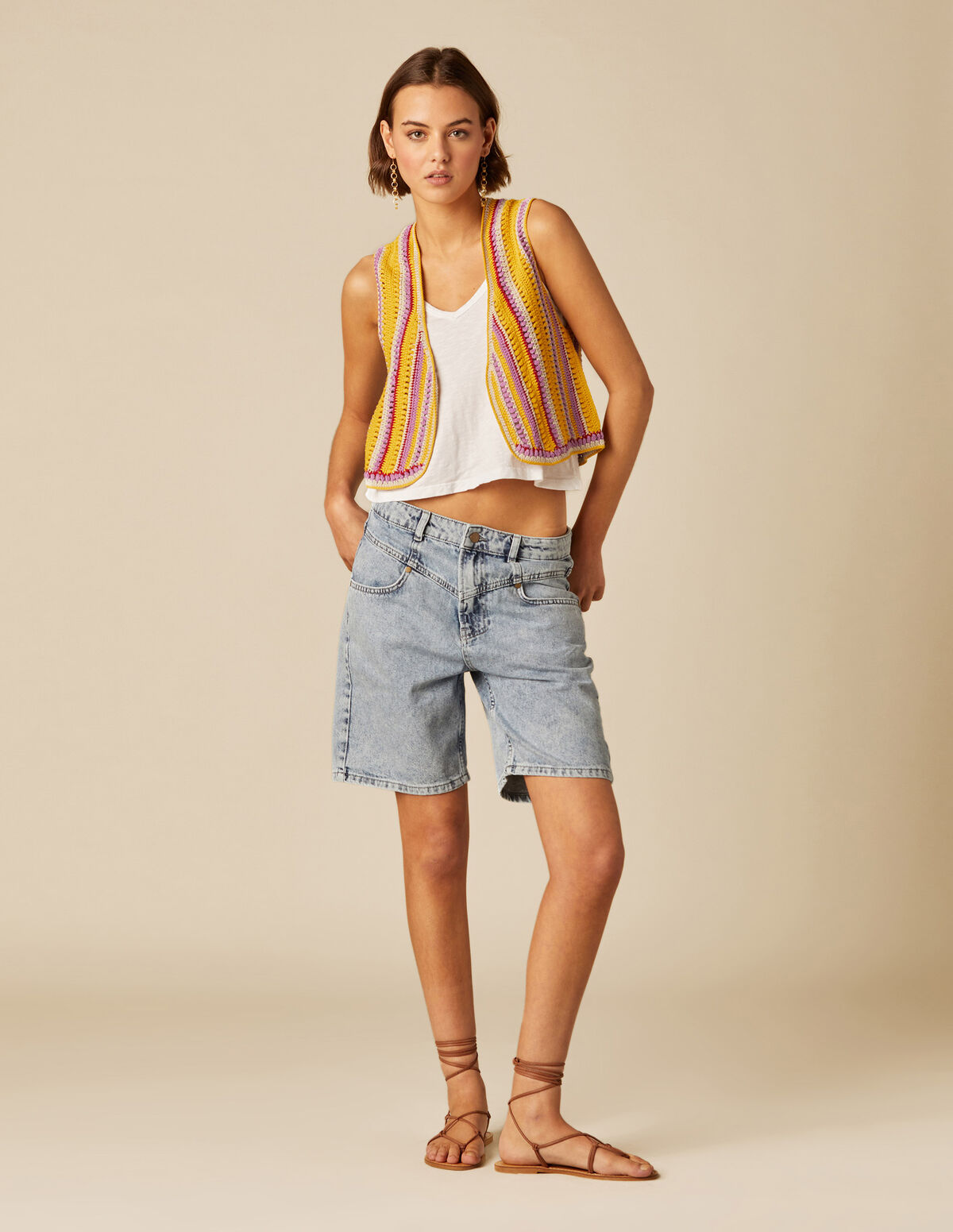 BLUE KNIT VEST