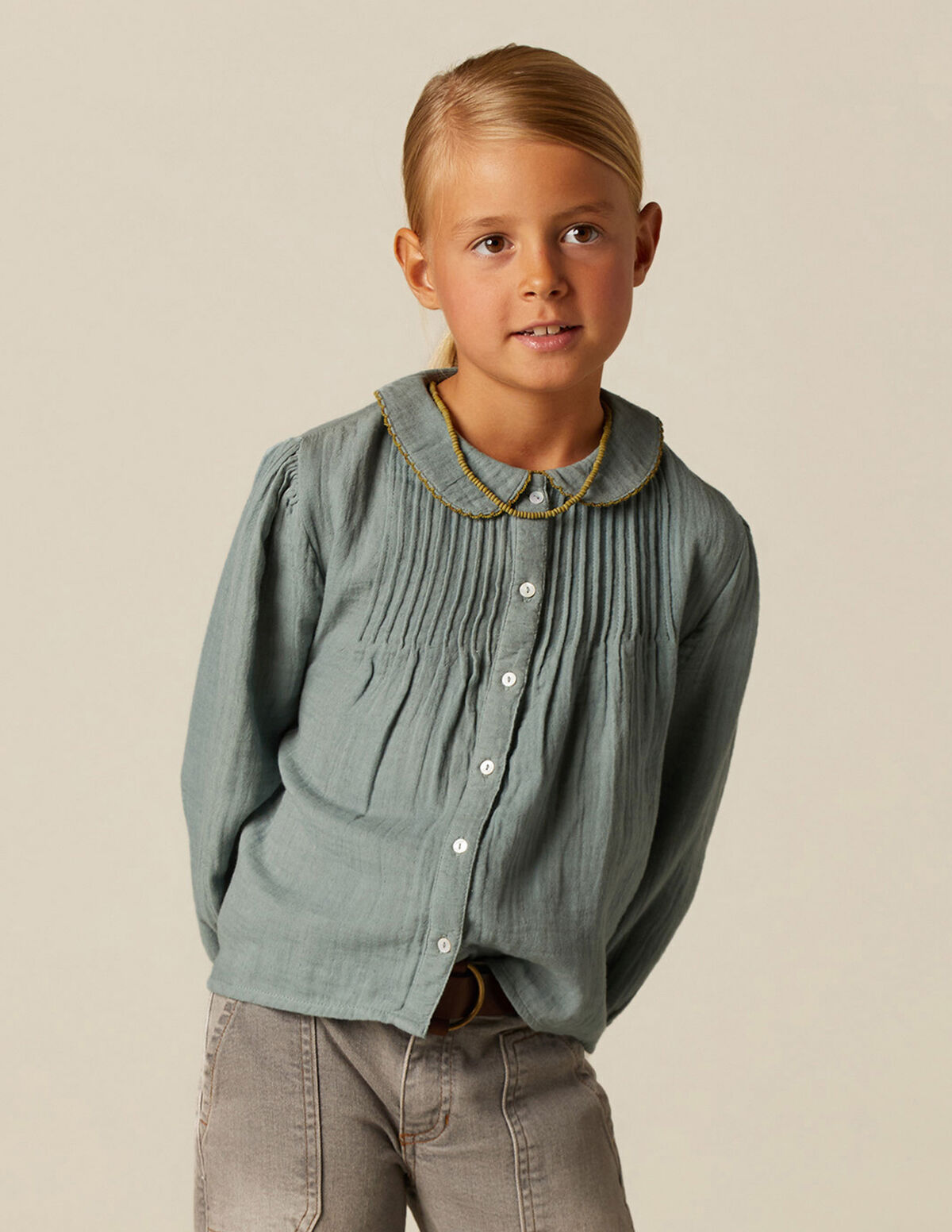 CAMISA VERDE PESPONTO MOSTARDA