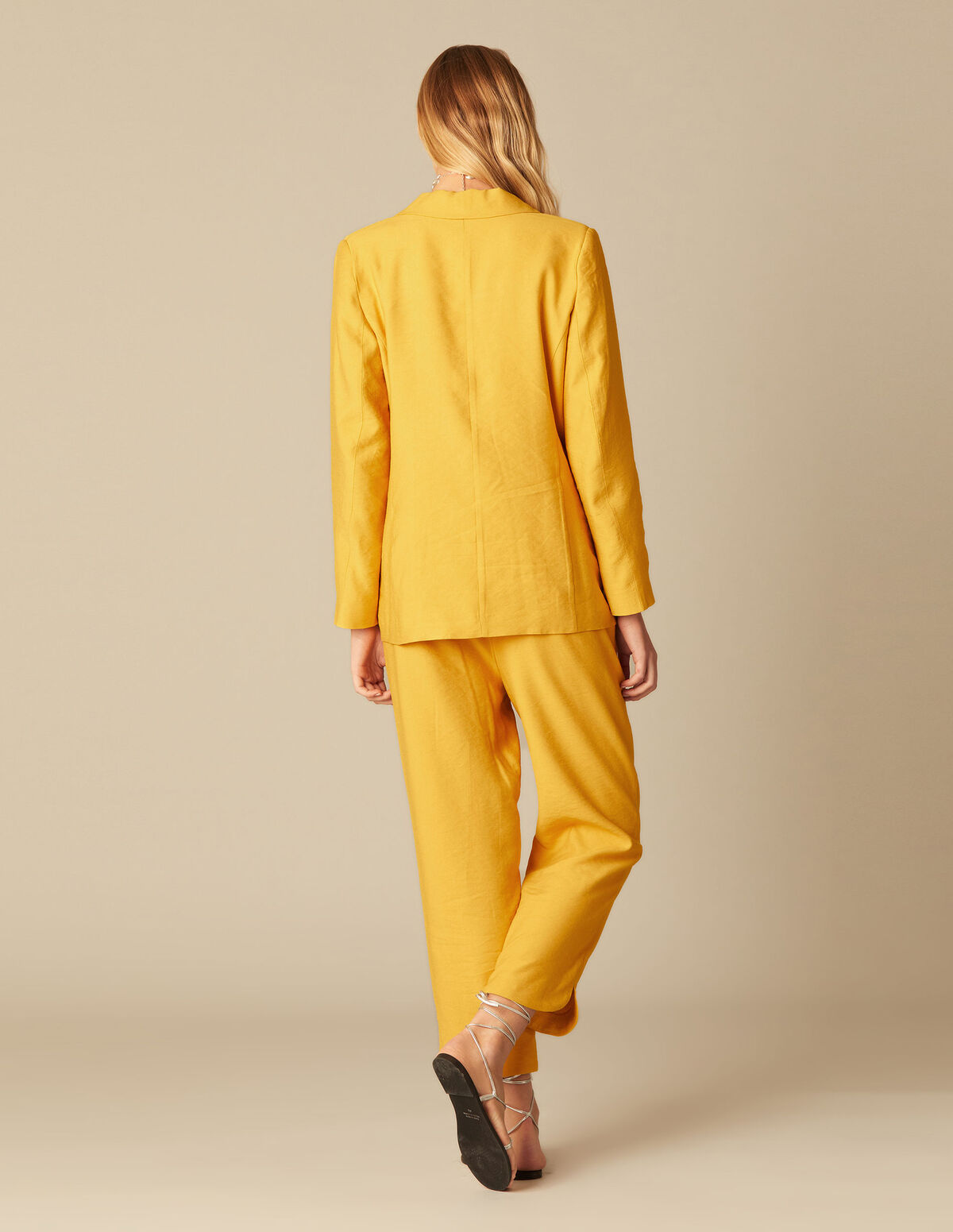 PANTALON OUVERTURE LATÉRALE JAUNE