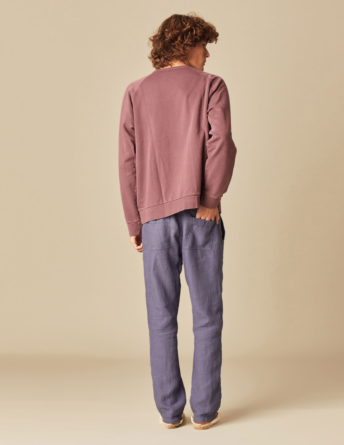 SUDADERA MORA OSCURA NN BORDADO