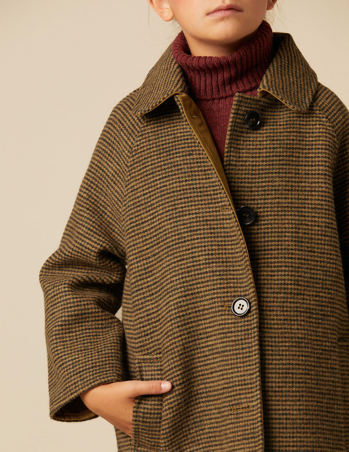 REVERSIBLE TRENCH COAT