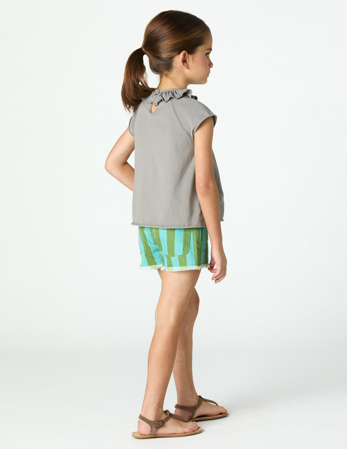 T-SHIRT GOLA FOLHO BRANCO