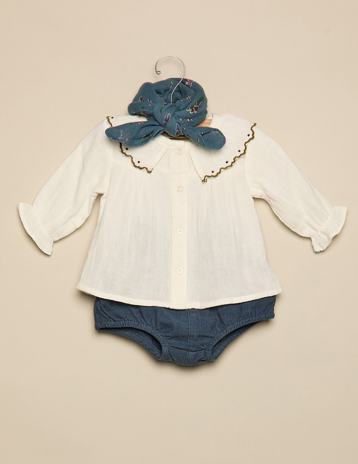 LOOK 3.04
