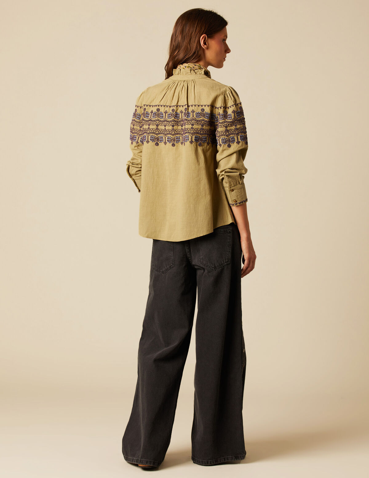 MOOR EMBROIDERED SHIRT