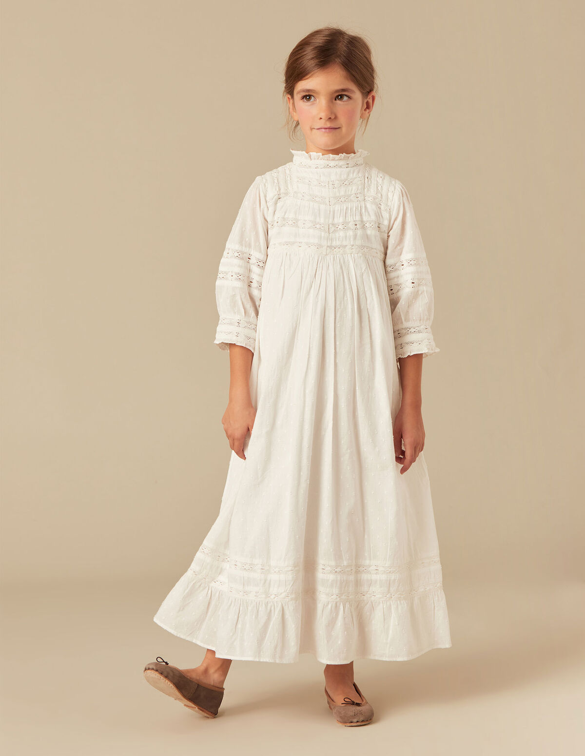 Vestido primera comunión encajes