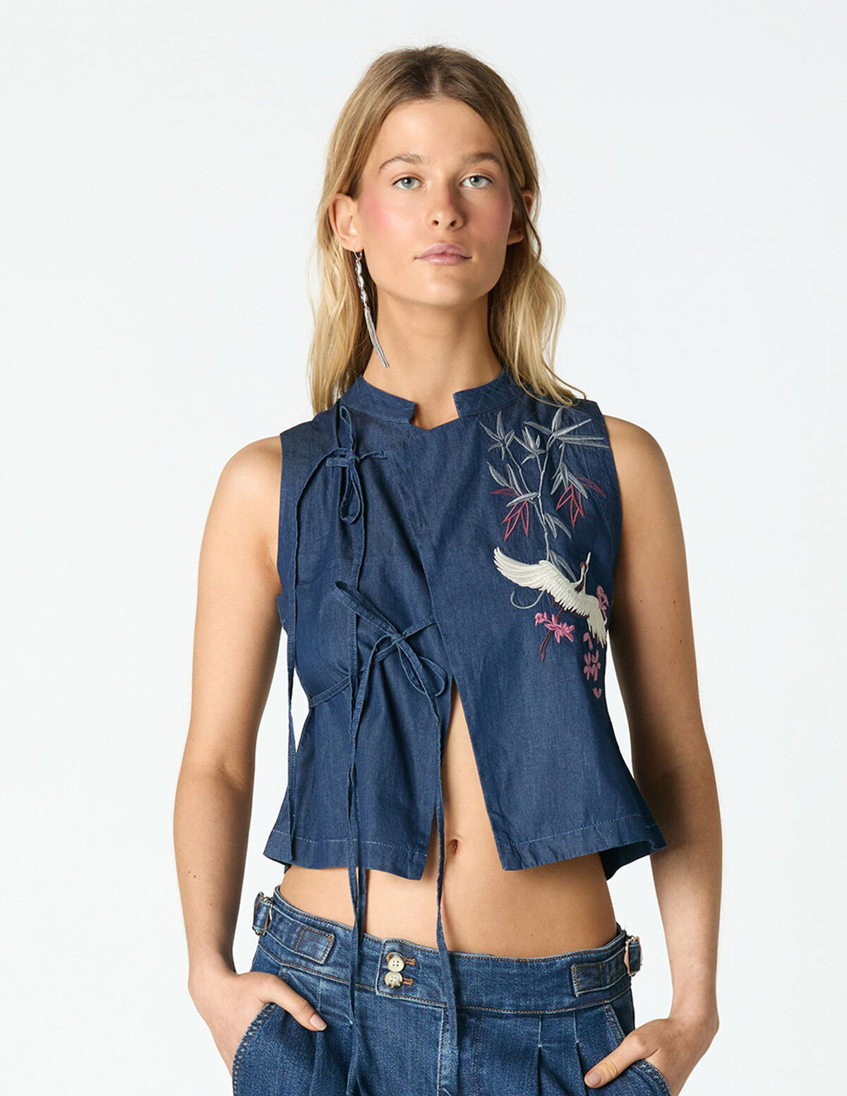 DENIM EMBROIDERED TOP