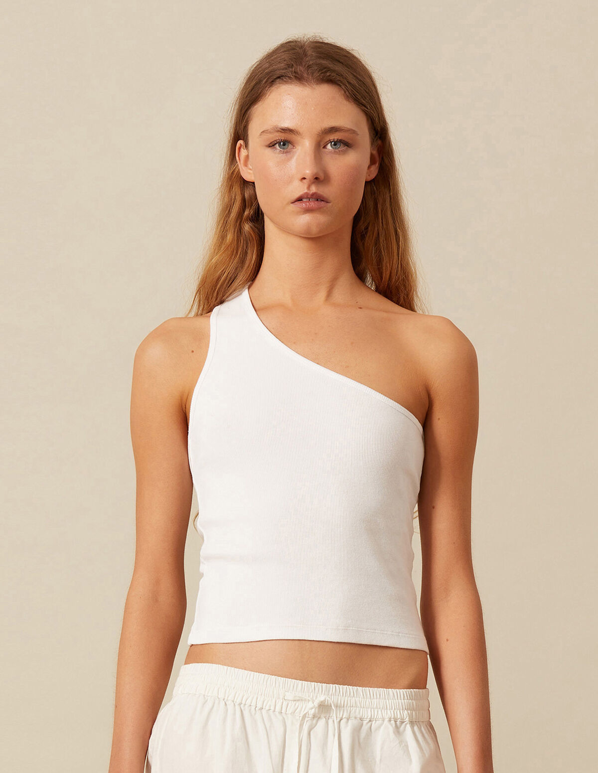 CAMISETA ASIMÉTRICA BLANCA