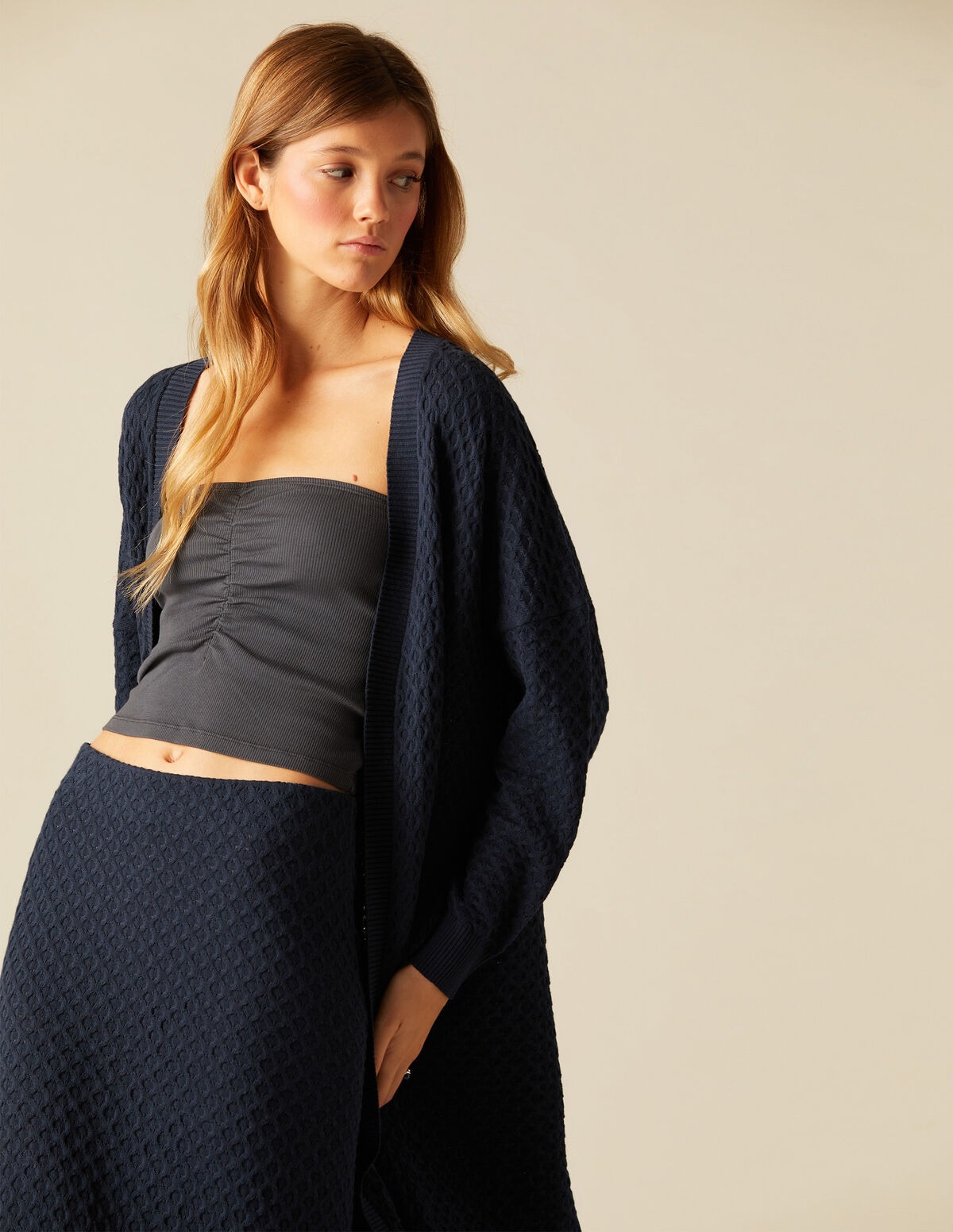 VESTE MAILLE MOTIF BLEUE
