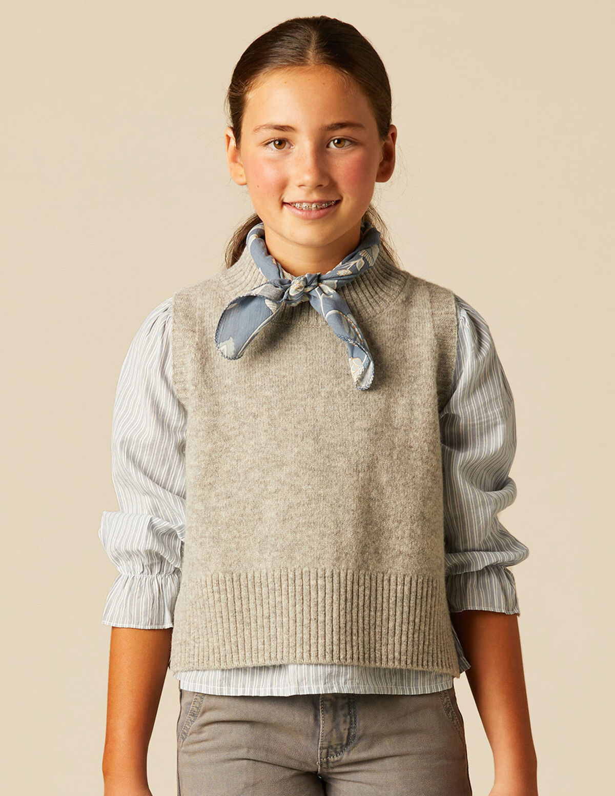 GREY WAISTCOAT