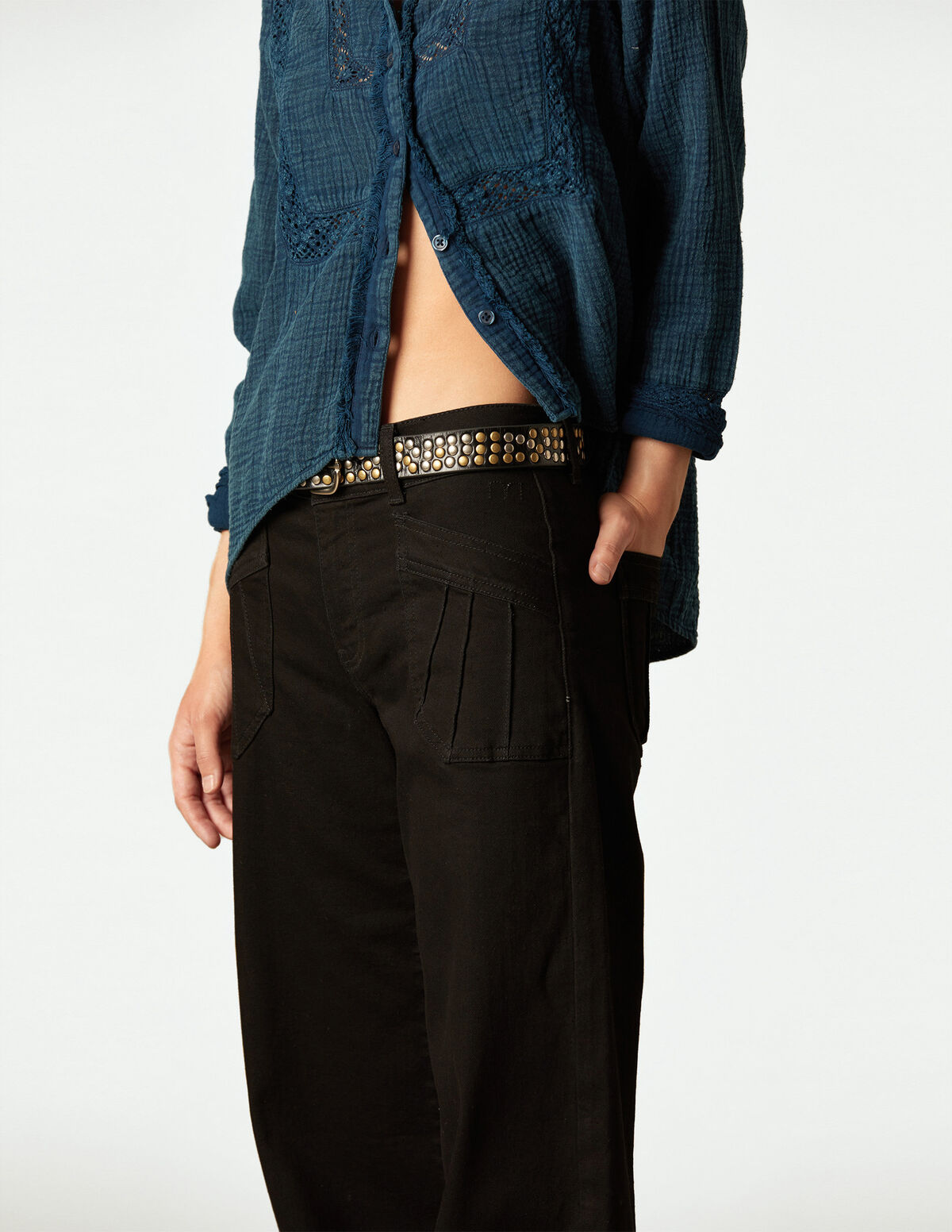 CAL&Ccedil;AS CINZENTAS BOLSOS COSTURAS