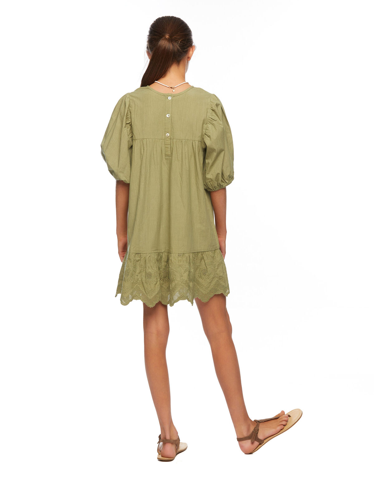 Vestido manga farol bordados flor verde