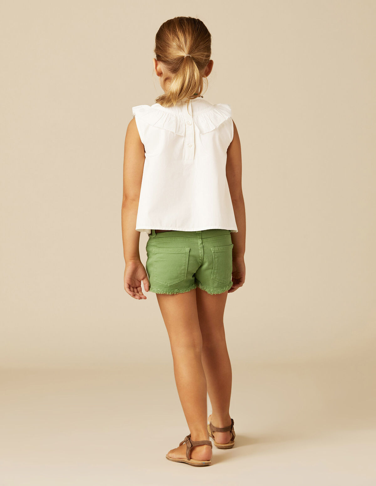CAMISA CUELLO BLANCA