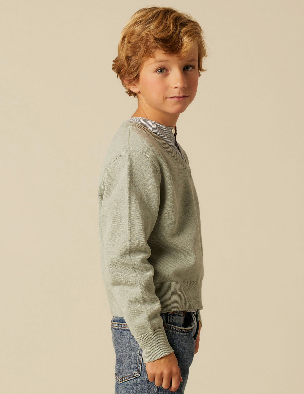 JERSEY CUELLO PICO PUNTO GRIS CLARO