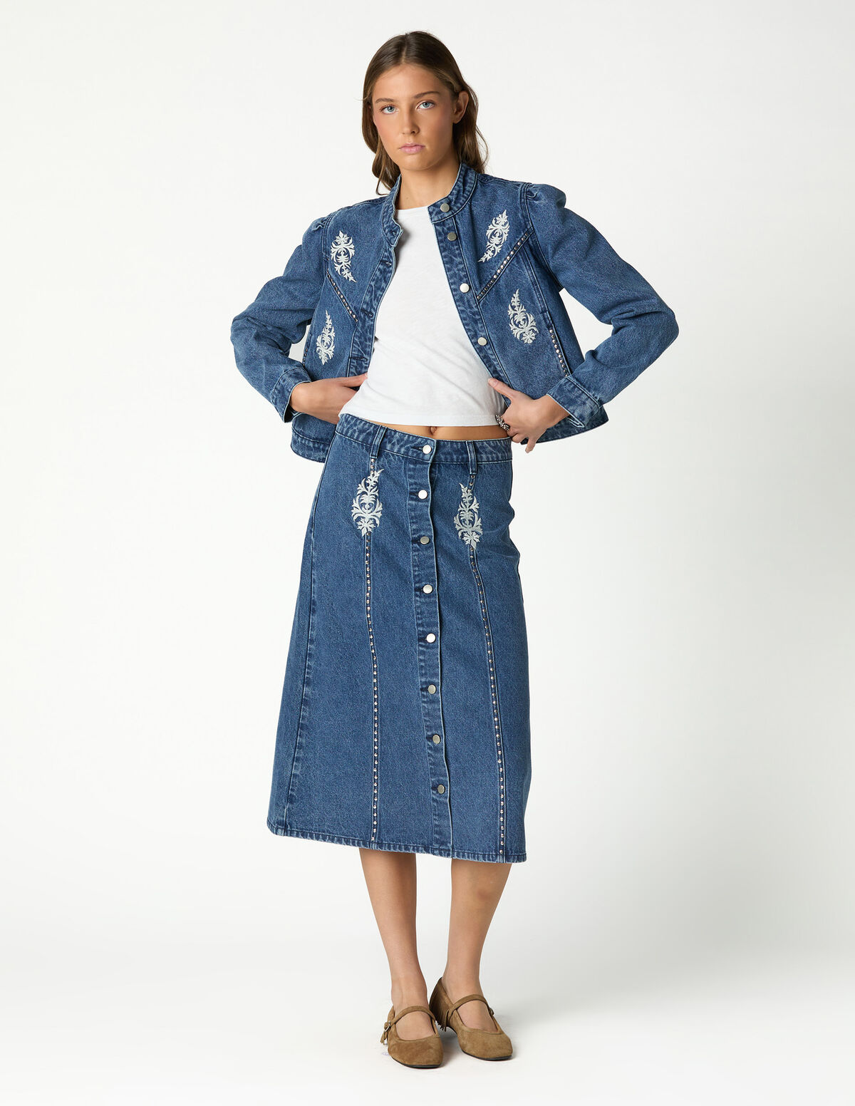 BLUE EMBROIDERED DENIM SKIRT