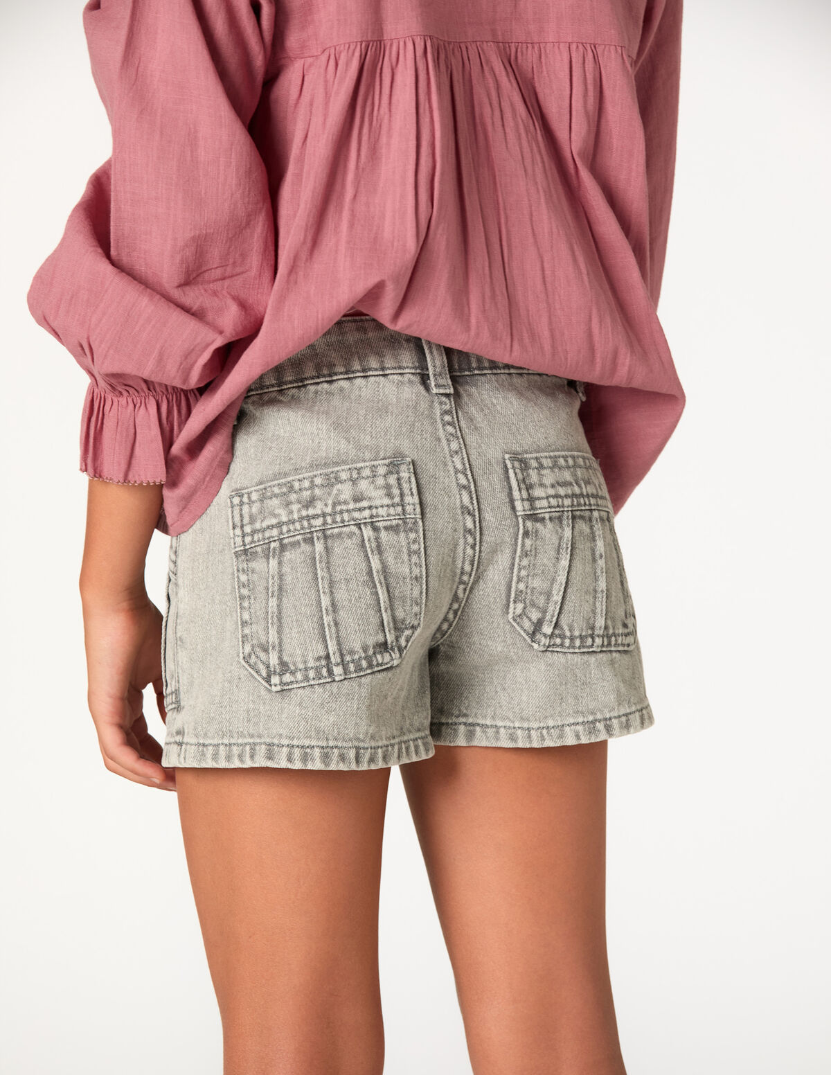 GREY POCKET SHORTS