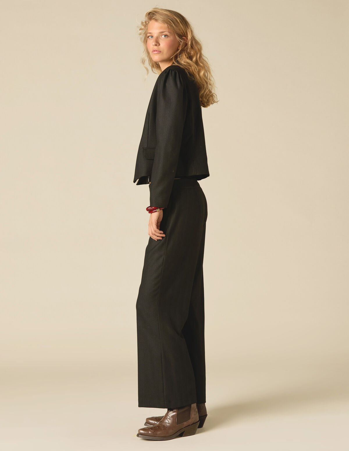 FLOWER BUTTON TROUSERS