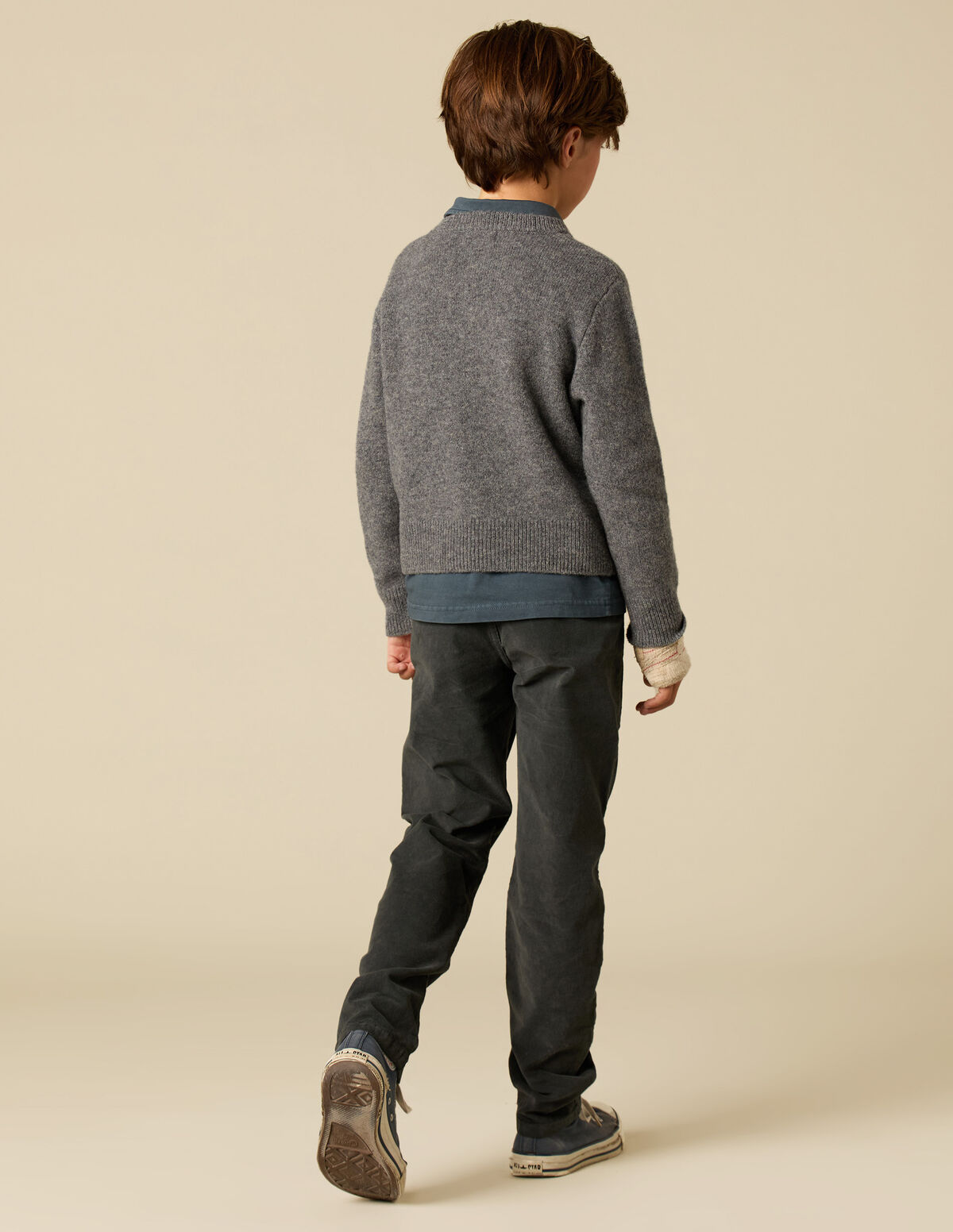 PULL COL EN V GRIS MOYEN