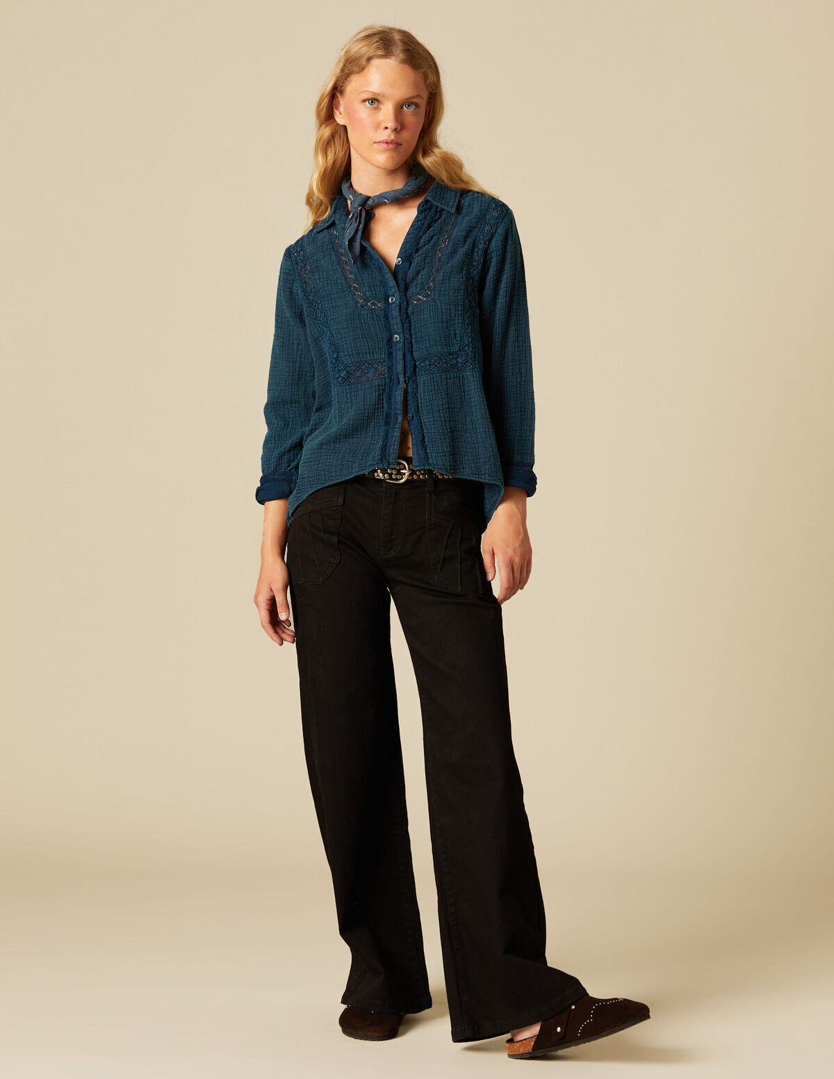 BLUE LACE TRIM SHIRT