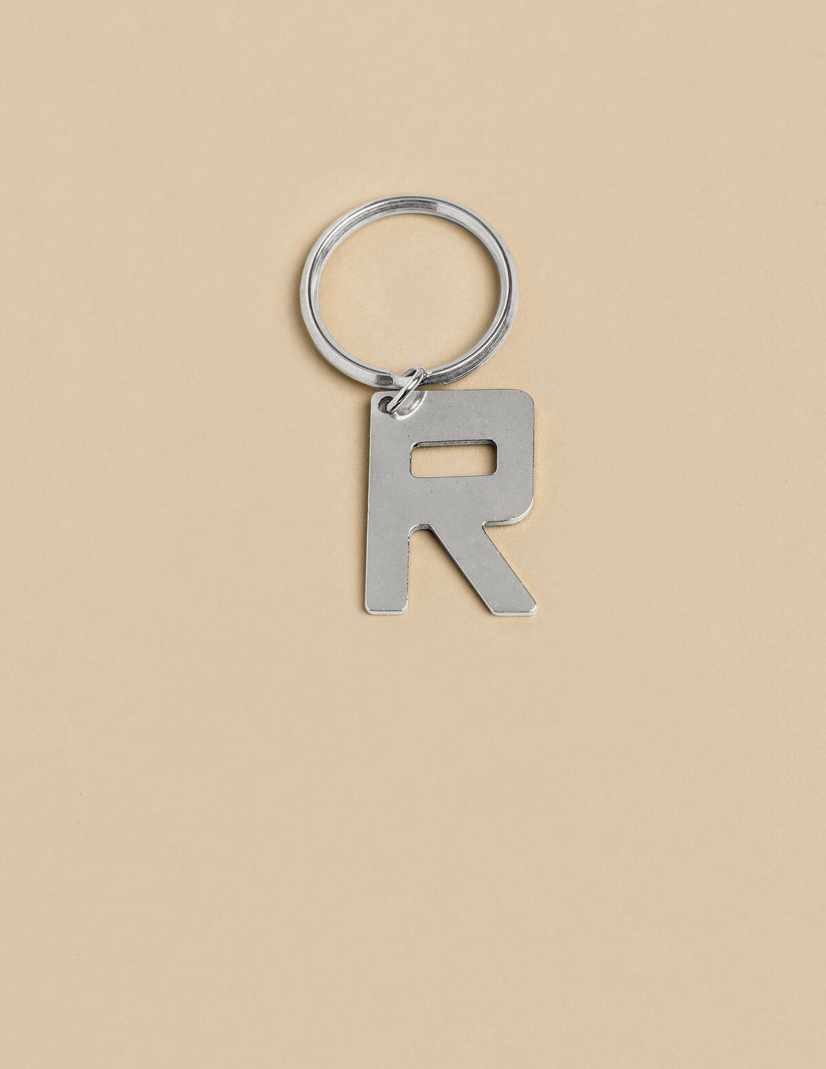 GOLD "R" KEYCHAIN