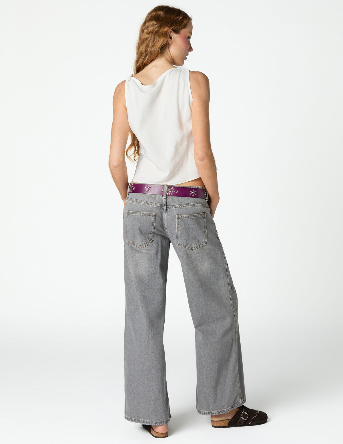WHITE TROUSERS WITH SIDE BUTTONS