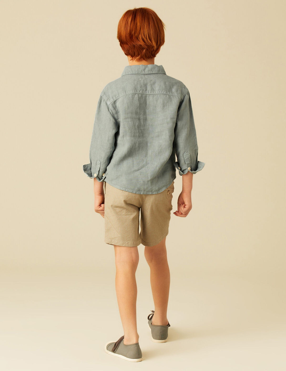 PANTALÓN CORTO WALNUT RAYA GRIS