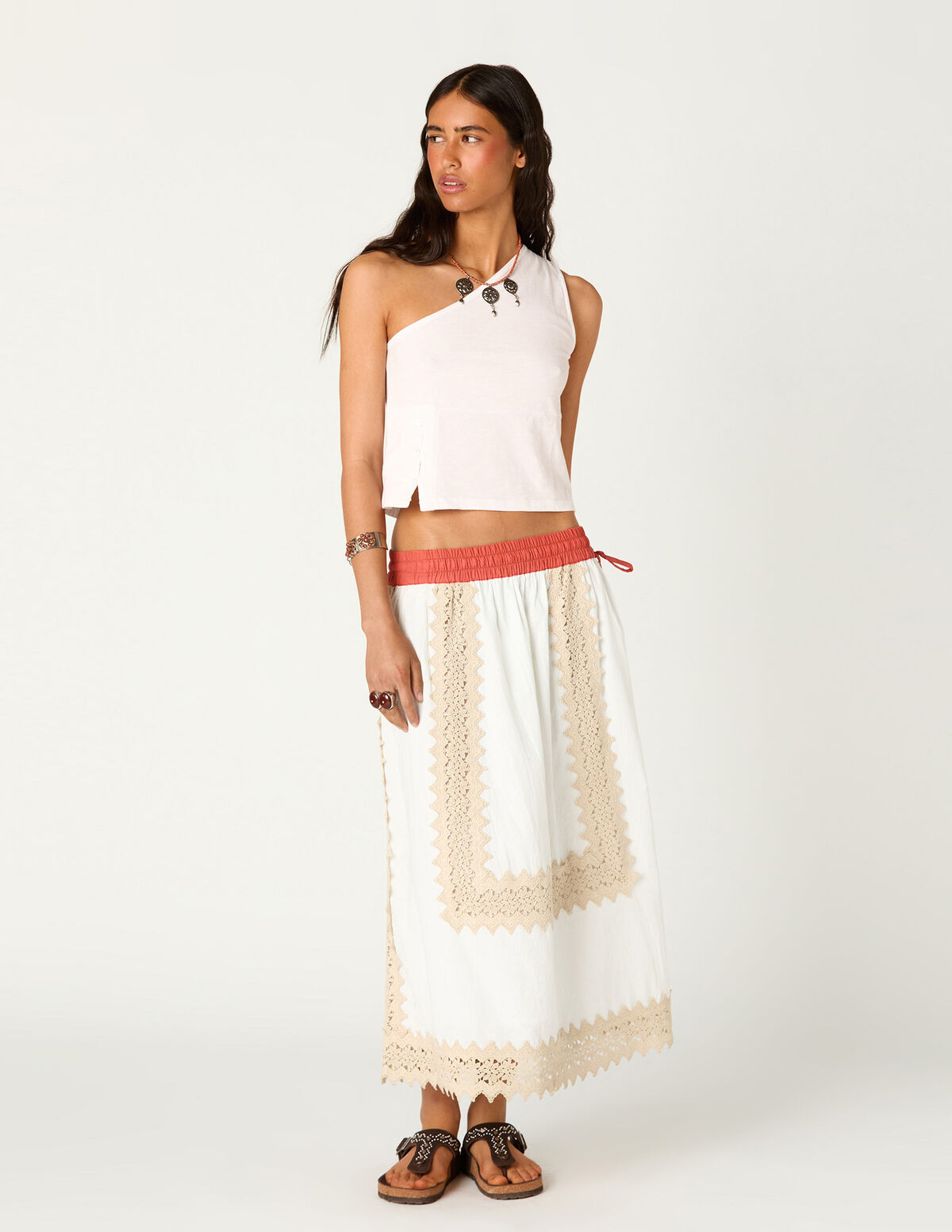 SAIA BRODERIE