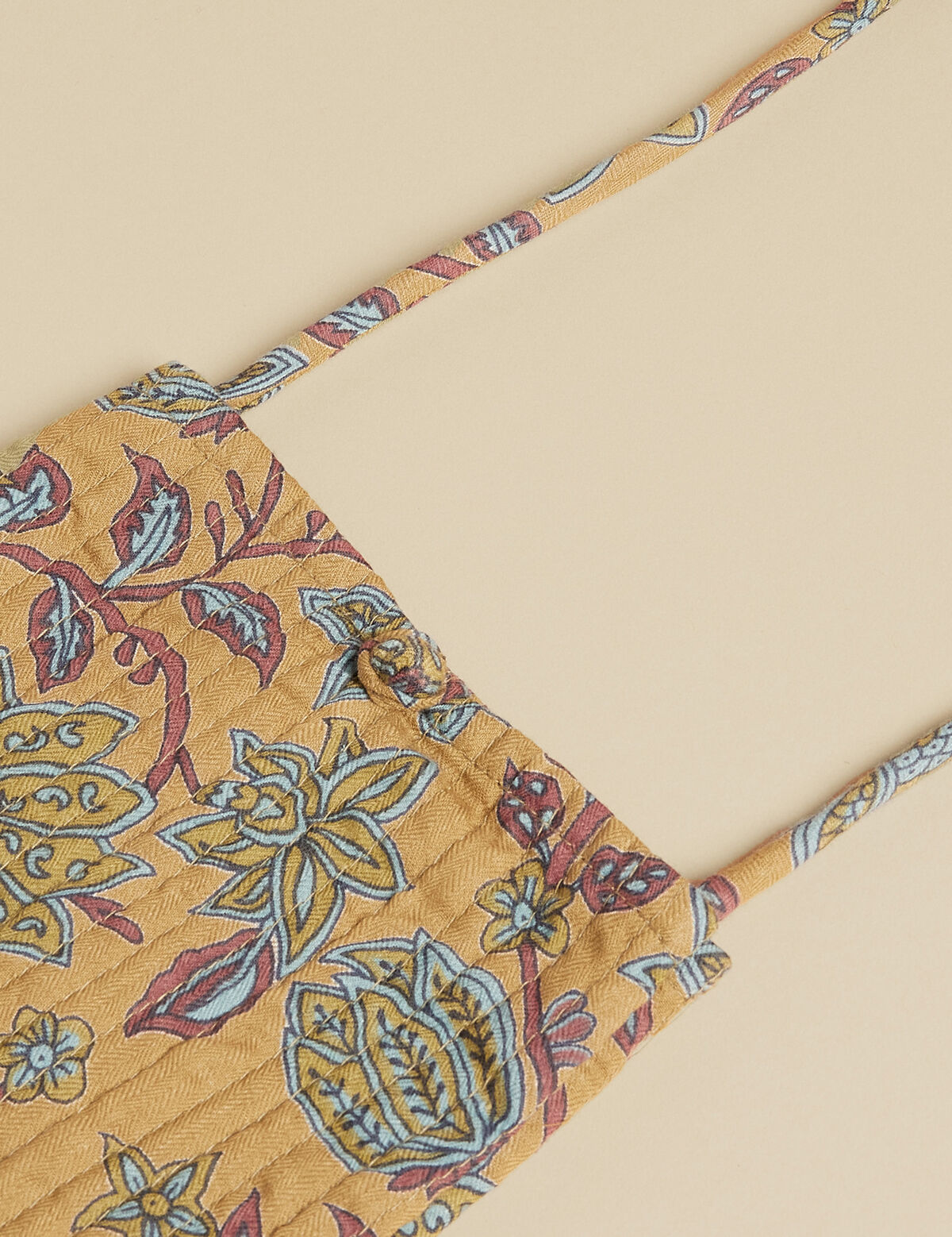 BERRY FLORAL CROSSBODY BAG