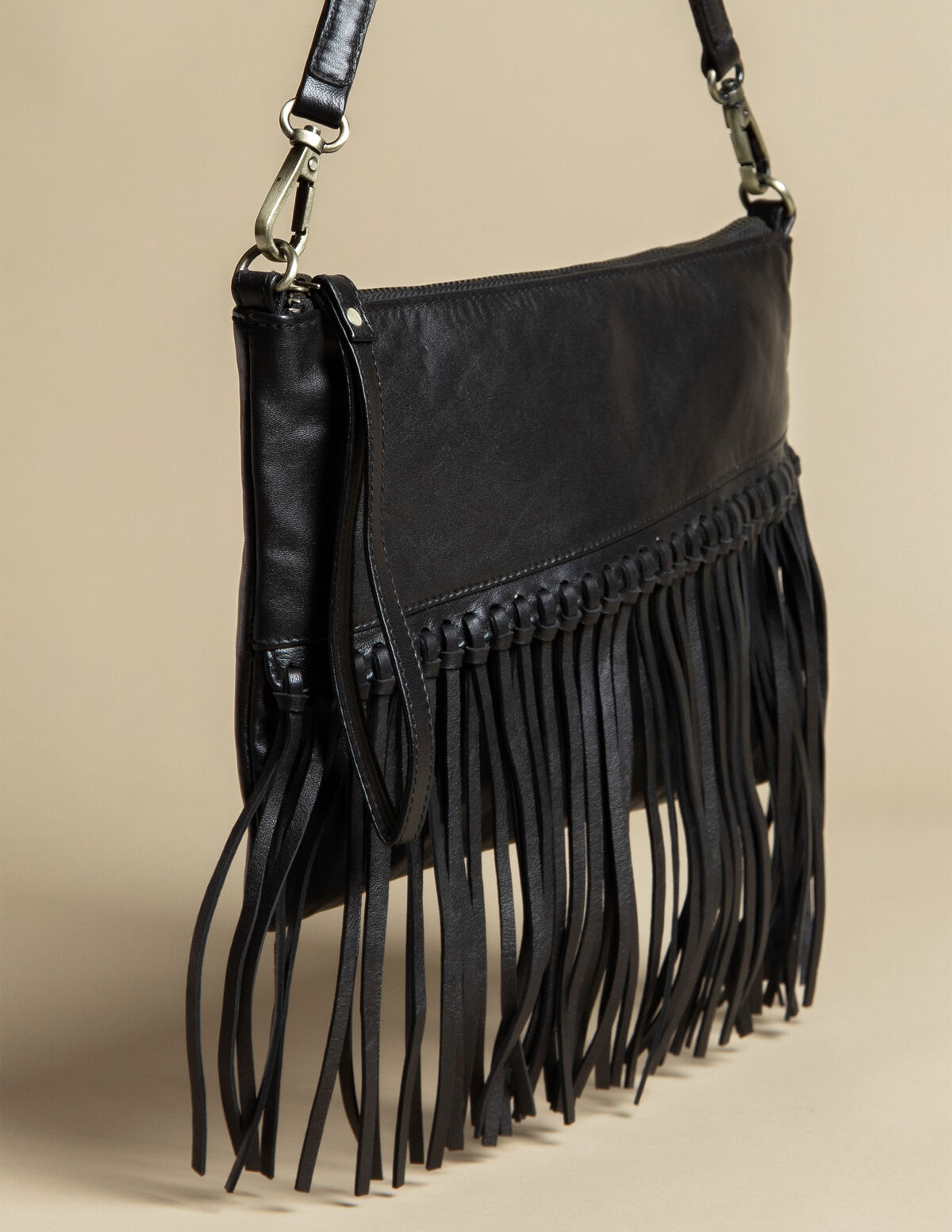 BOLSO FLECOS NEGRO