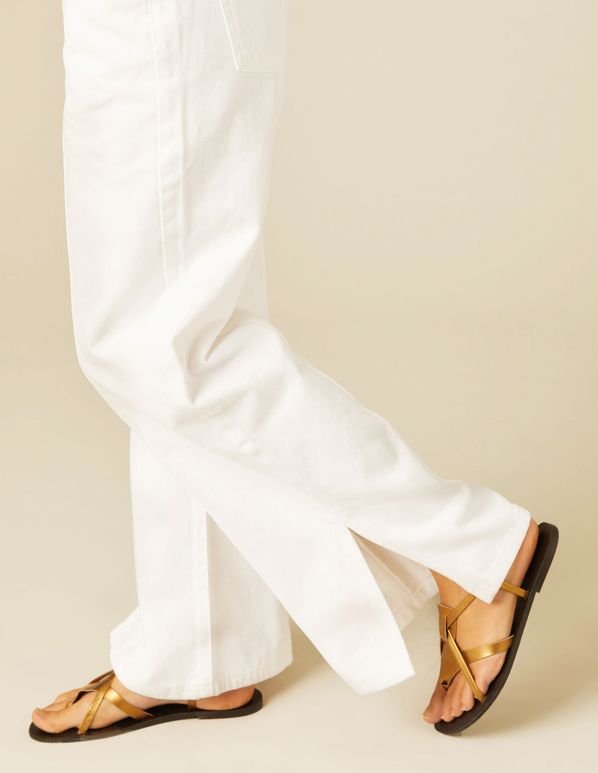 PANTALÓN BLANCO RECTO COSTURAS