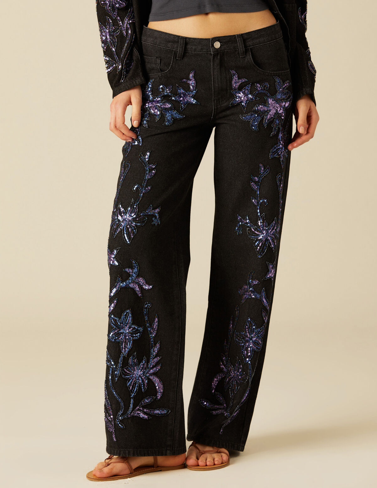 PANTALÓN DENIM LENTEJUELAS