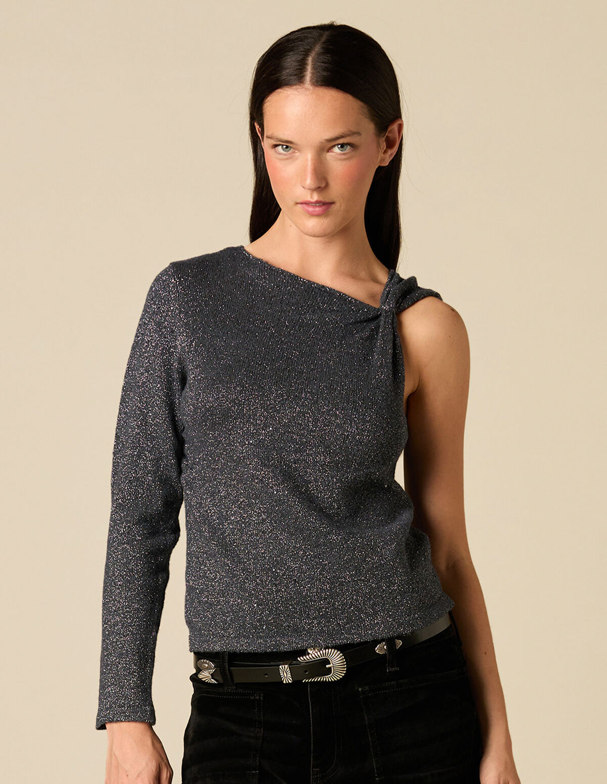 SPARKS KNIT TOP