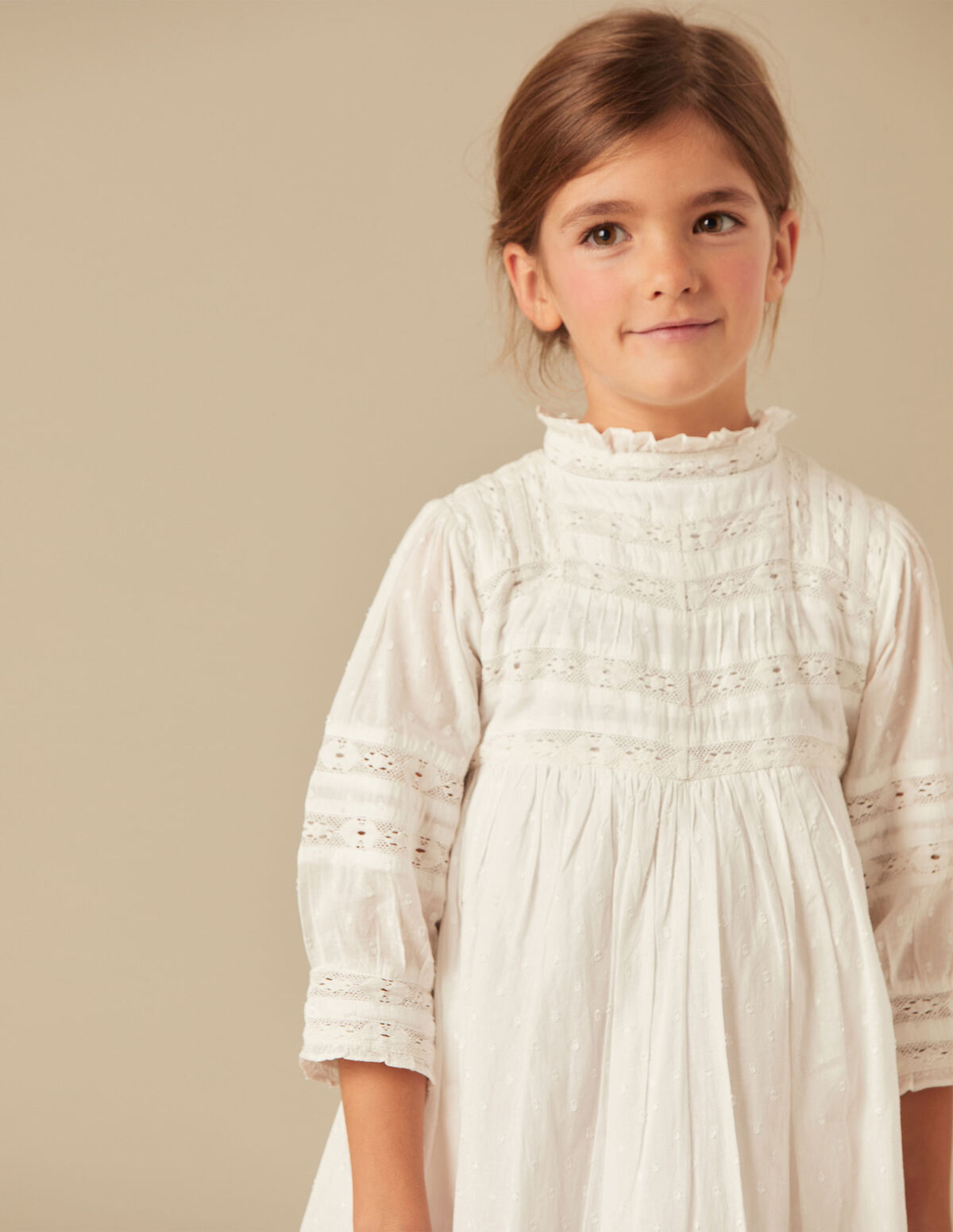 Vestido primera comunión encajes