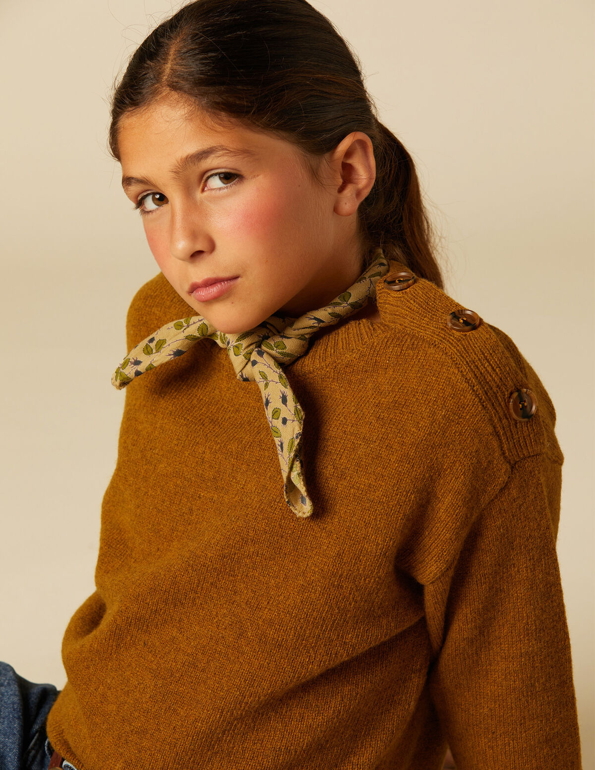 PULL BOUTONS JAUNE MOUTARDE