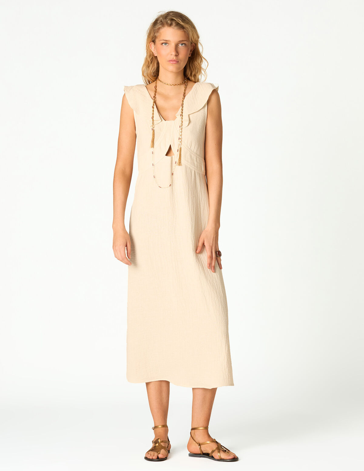 VESTIDO FOLHO CUT-OUT &Eacute;CRU